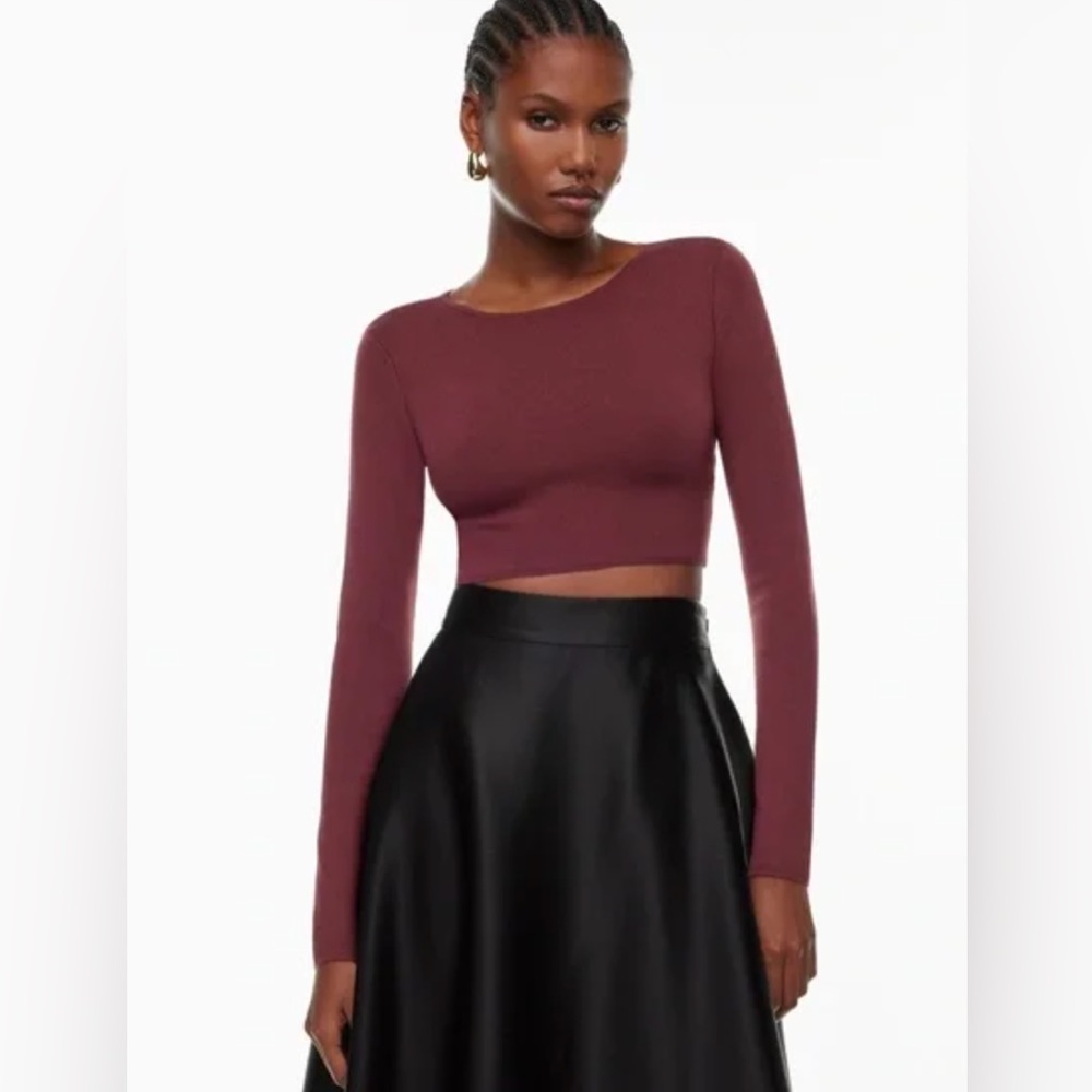 Aritzia Babaton Sculpt Knit long sleeve in red berry color